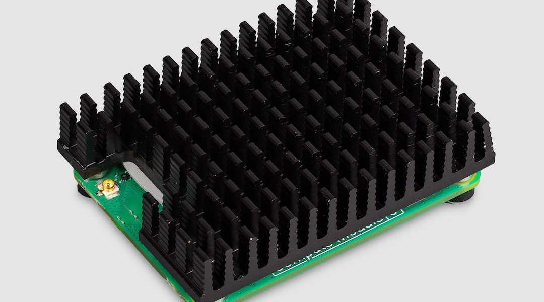 Compute Module 5 with heatsink cooler
